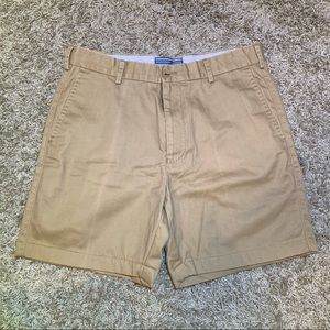 Men’s 32 inch Peter Millar Shorts